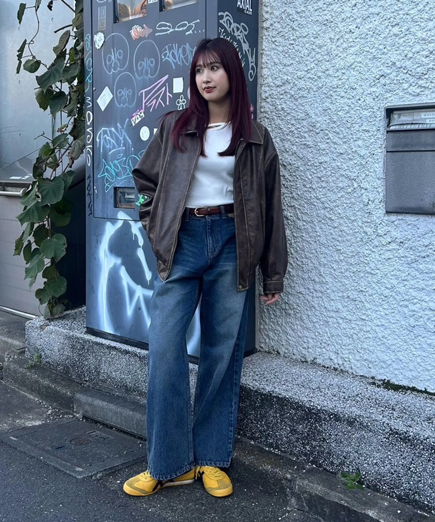 Vintage wash straight jeans